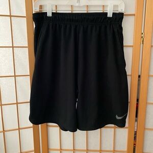Nike Training Shorts Mens M Medium Black  Dri Fit Gym Training Workout Exercise
